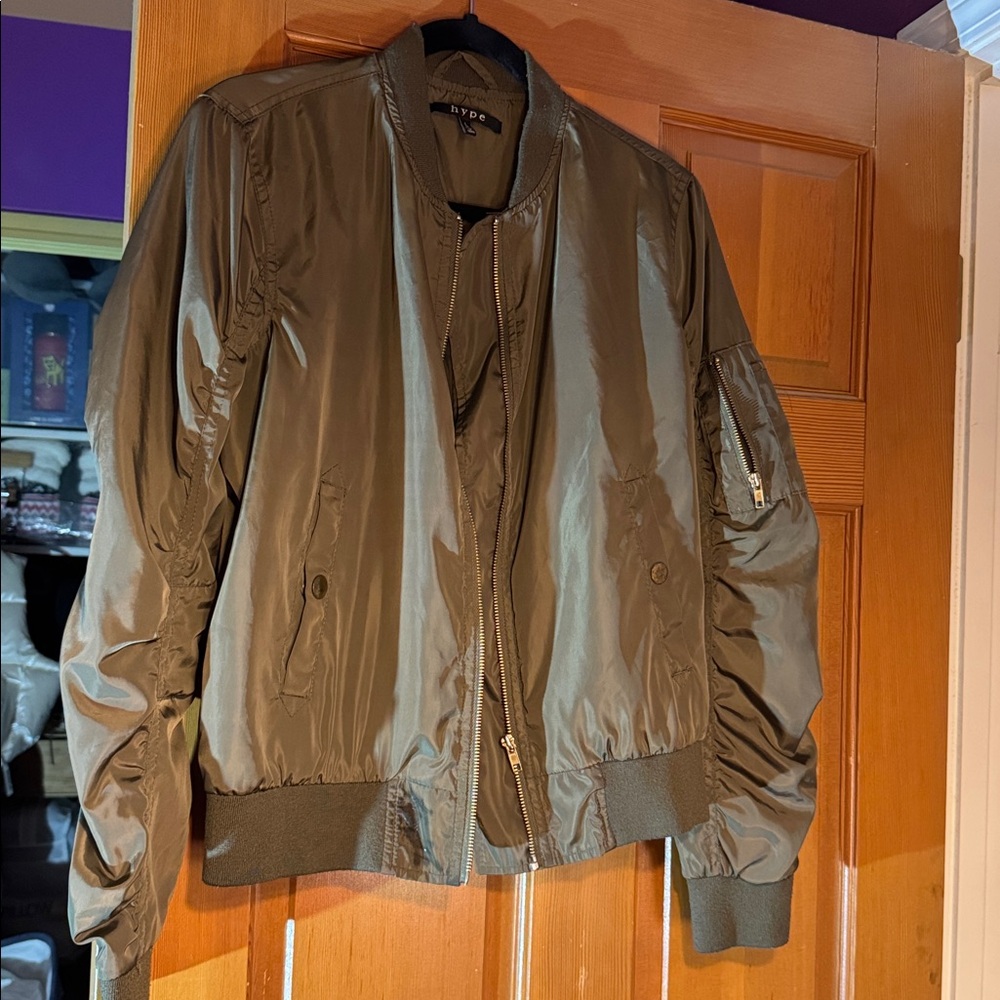 Hype Khaki Green Jacket, size Large